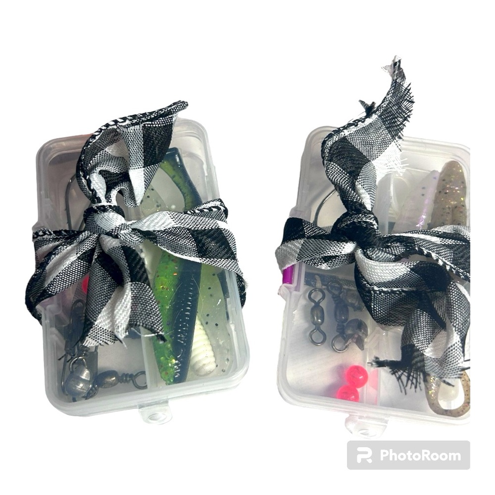 Two great stocking stuffers for Dad mini tackle box ready to go